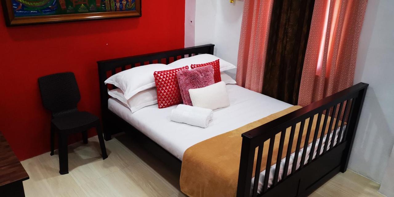 Country Bug Inn Tagaytay City Exterior foto